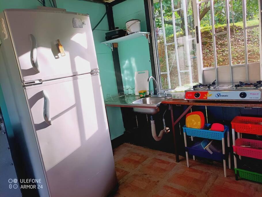 Cabana Con Piscina Венесия Экстерьер фото
