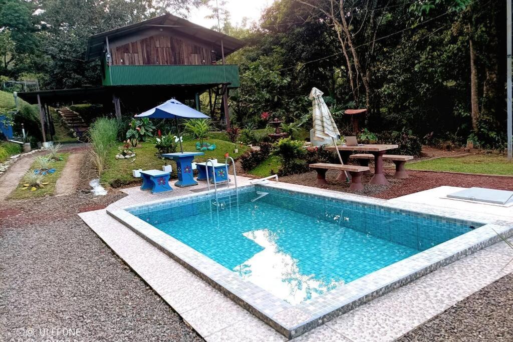 Cabana Con Piscina Венесия Экстерьер фото